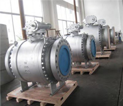 Trunnion monteret kugleventil